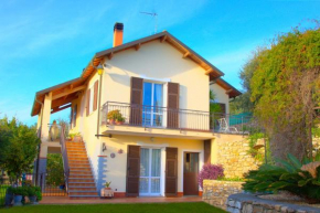 Гостиница Guest House Luciana  Диано-Кастелло